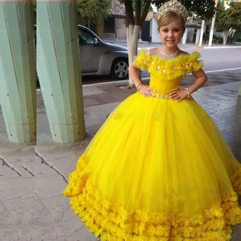  Princese 3D Dzeltens Ziedu Meitenes Gājienā Kleitas 2020. Gadam Bumbu Kleita Kristāli Pie Pleca Meitenes Dzimšanas dienas Balli Puse Kleitas Par Toddler