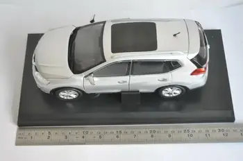  1:18 Lējumiem Modelis Nissan X-trail Negodīgi Sudraba SUV Sakausējuma Rotaļu Auto Miniatūras Kolekcija Dāvanas X Trail Xtrail
